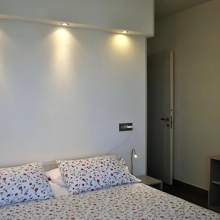 公寓式酒店 Baiadelsole 莱圭利亚