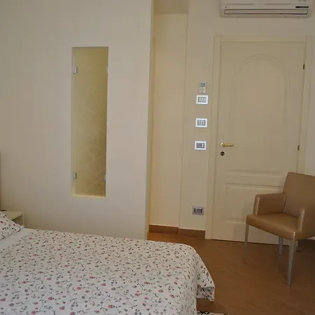 Baiadelsole Lägenhetshotell Laigueglia