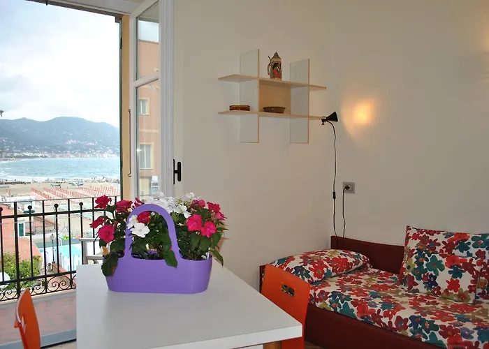 Lejlighedshotel Baiadelsole Laigueglia